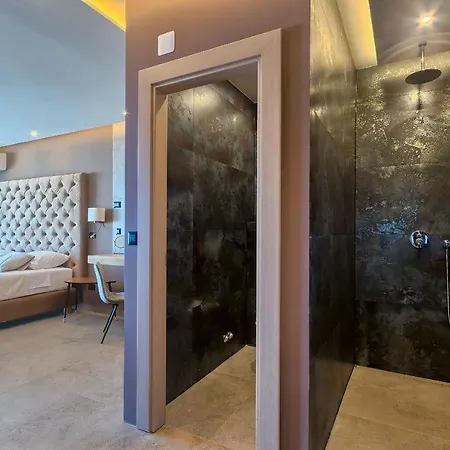 Villa Mediterraneo 2 *