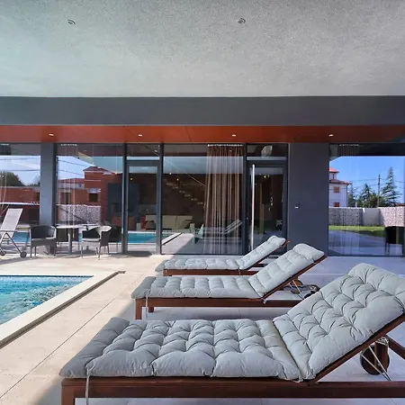 Mediterraneo 2 Βίλα