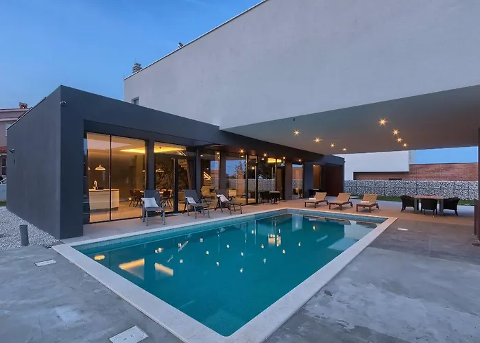 Mediterraneo 2 By Istra Vacation Villa Ližnjan
